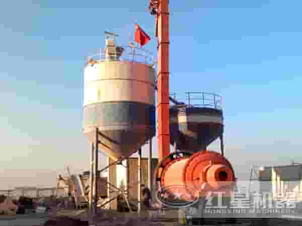 铁矿球磨机现场图