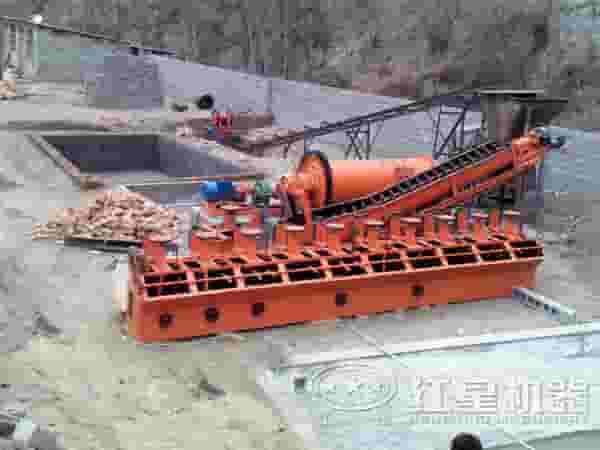 石灰石球磨机现场设备搭配安装