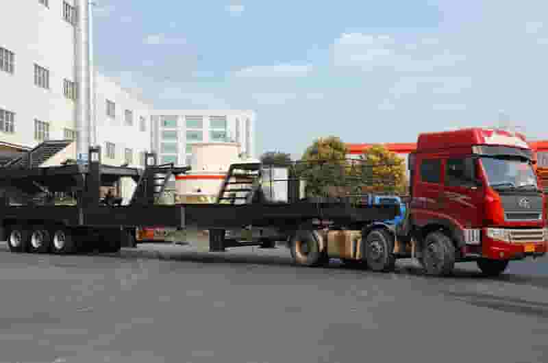 移动式河卵石粉碎沙子机械 移动式河卵石粉碎沙子机械